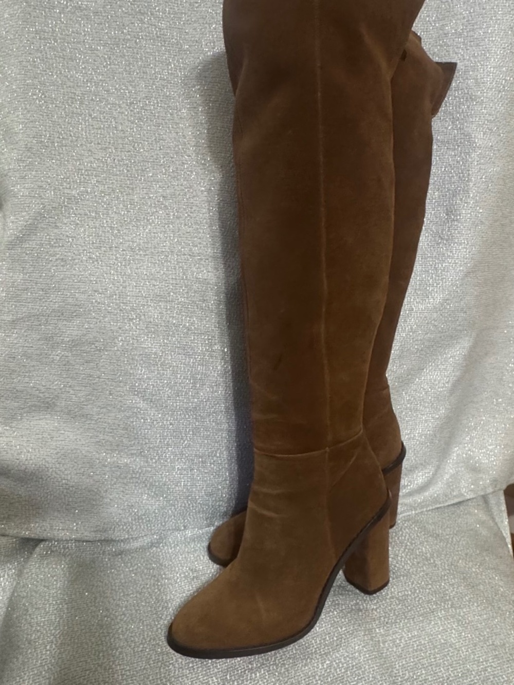 Gianni Bini Brown Suede Knee high boots with block heel size 7.5